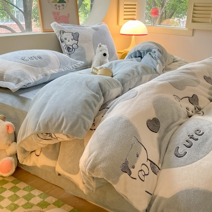 91家纺网 家纺一手货源 找家纺 （总）慕尚 2025新款高克重印花雪花绒被套单件