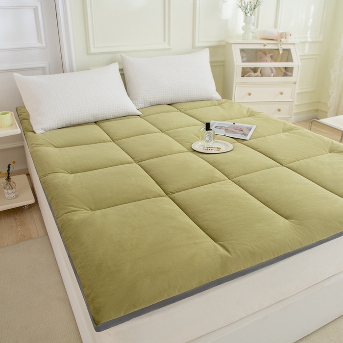 91家纺网 家纺一手货源 找家纺 LADYCOCO可可家居 2024新款亲肤舒适德绒床垫床褥-超暖系列 绿色