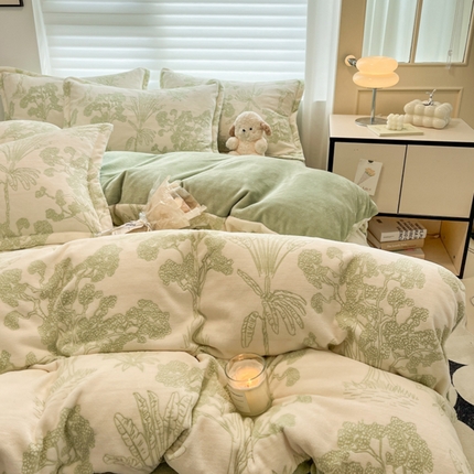 91家纺网 家纺一手货源 找家纺 慕尚 2025新款高克重保暖双色雕花绒被套单件 花梦-绿