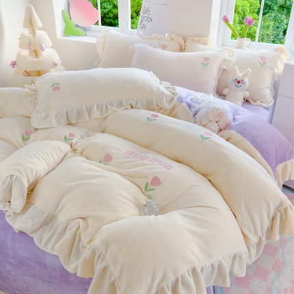 91家纺网 家纺一手货源 找家纺 （总）灰鲸 2025新款A类牛奶绒刺绣四件套-miumiu郁金香系列