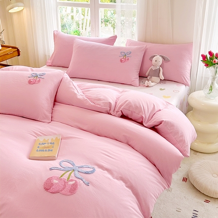 91家纺网 家纺一手货源 找家纺 （总）艾米家居 2025新款水洗磨毛毛巾绣印花四件套