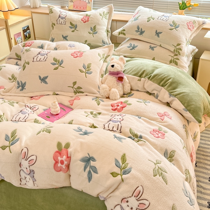 91家纺网 家纺一手货源 找家纺 慕尚 2025新款高克重印花雪花绒四件套  好运兔