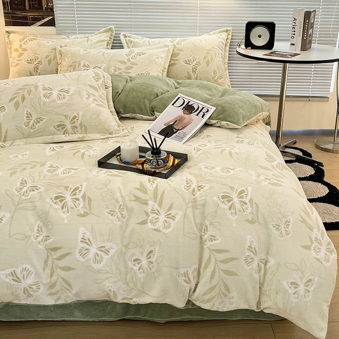 91家纺网 家纺一手货源 找家纺 慕尚 2025新款高克重保暖双色雕花绒被套单件 蝴蝶-绿