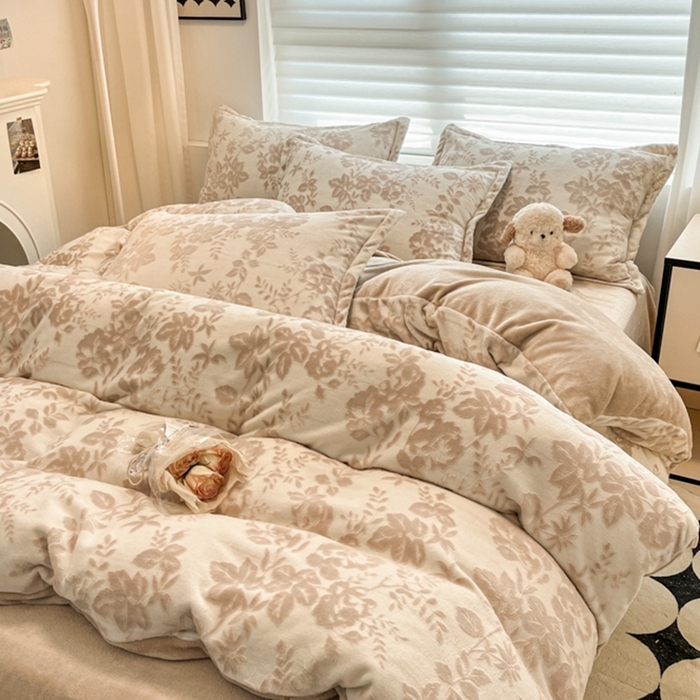 91家纺网 家纺一手货源 找家纺 慕尚 2025新款高克重保暖双色雕花绒被套单件 慕斯