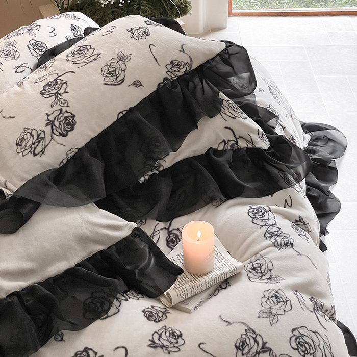 91家纺网 家纺一手货源 找家纺 慕澄家纺 2024新款高克重花边牛奶绒印花四件套 冬语