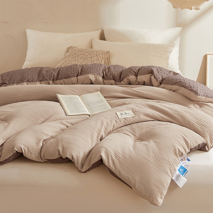 91家纺网 家纺一手货源 找家纺 2024新款A类双层皱皱纱豆豆被子被芯 皱皱纱-焦糖咖