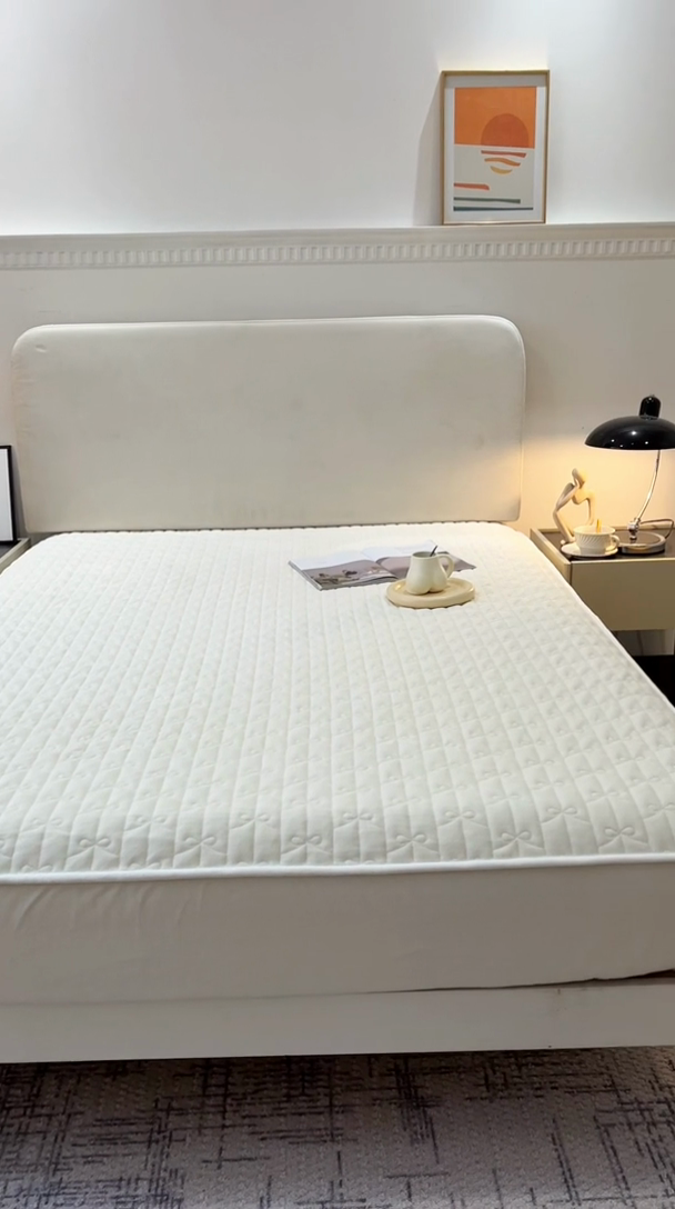 91家纺网 家纺一手货源 找家纺 LADYCOCO可可家居 2024新款超柔牛奶绒夹棉保暖床笠 米白色