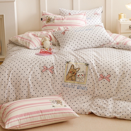 91家纺网 家纺一手货源 找家纺 卡姿家纺 2024秋冬呆萌小刺绣第三季 甜蜜伙伴