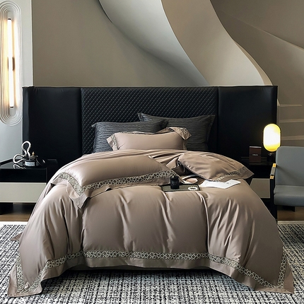 91家纺网 家纺一手货源 找家纺 若未家居 LOVEWE HOUSE 2025新款高工艺贡缎长绒棉全棉镂空床盖款四件套-奥黛尔 奥黛尔-丝雾棕