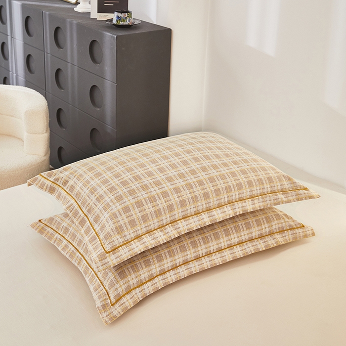 91家纺网 家纺一手货源 找家纺 雲归梦 2024新款全棉多规格加厚磨毛多规格单品--单枕套 单枕套-时尚恋格-棕