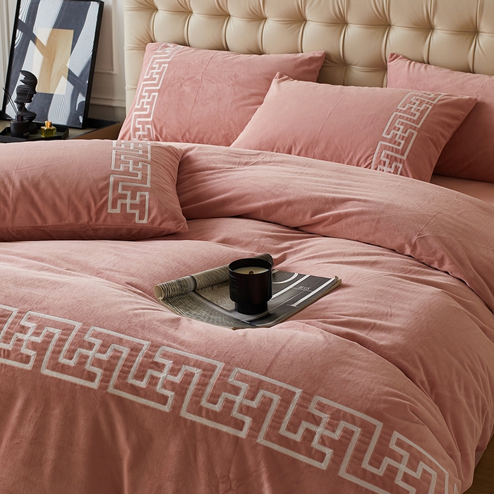 91家纺网 家纺一手货源 找家纺 （总）2024新款锦丝绒美式毛巾绣四件套-巴洛克