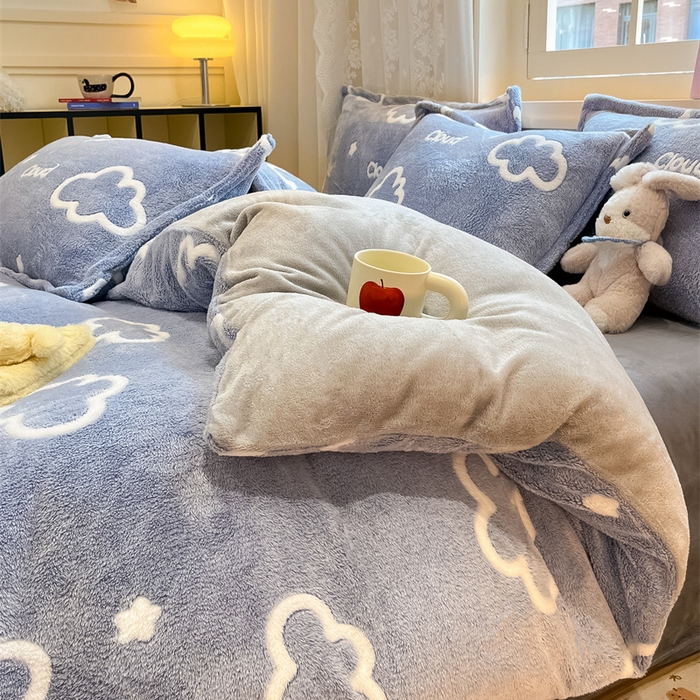 91家纺网 家纺一手货源 找家纺 川悦生活 2024新款雪花绒印花单被套系列-夜景 奶味云朵