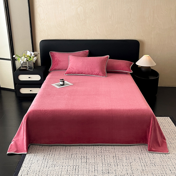 91家纺网 家纺一手货源 找家纺 全季家居 2024新款A类纯色印花高克重加厚保暖包边牛奶绒床单单件 豆沙