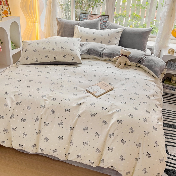 91家纺网 家纺一手货源 找家纺 捌月 2024新款棉加绒A版13372全棉B版高克重牛奶绒四件套直播新品 小情歌