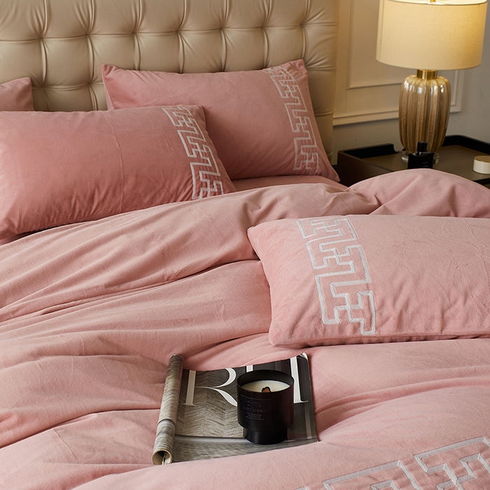 91家纺网 家纺一手货源 找家纺 （总）2024新款锦丝绒美式毛巾绣四件套-巴洛克