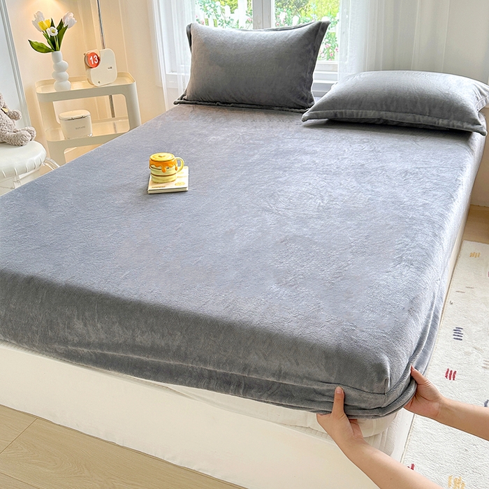 91家纺网 家纺一手货源 找家纺 家贝爱 2024新款加厚保暖牛奶绒床笠 纯色灰