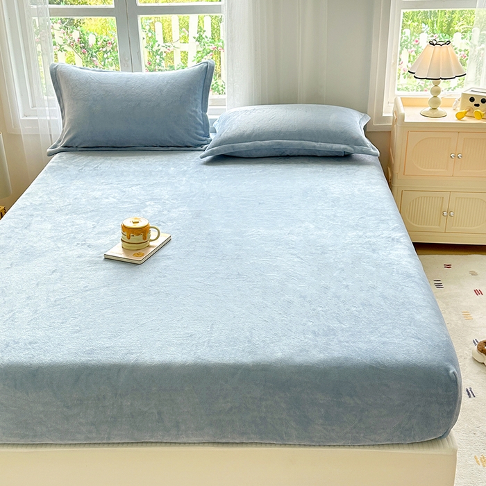 91家纺网 家纺一手货源 找家纺 家贝爱 2024新款加厚保暖牛奶绒床笠 纯色水蓝