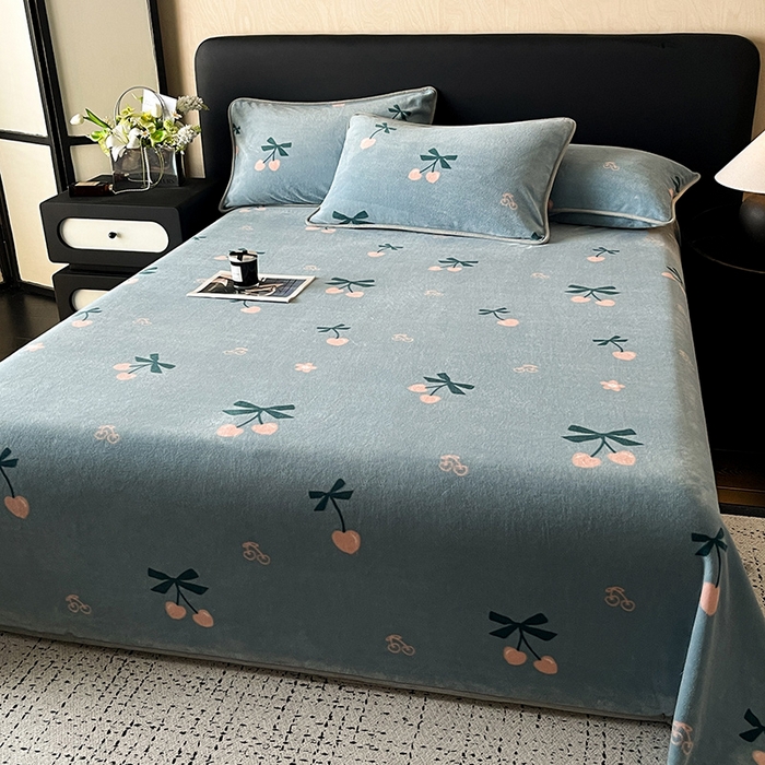 91家纺网 家纺一手货源 找家纺 全季家居 2024新款A类纯色印花高克重加厚保暖包边牛奶绒床单单件 小樱桃