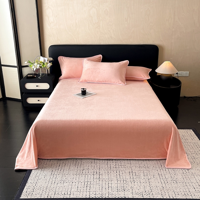 91家纺网 家纺一手货源 找家纺 全季家居 2024新款A类纯色印花高克重加厚保暖包边牛奶绒床单单件 少女粉