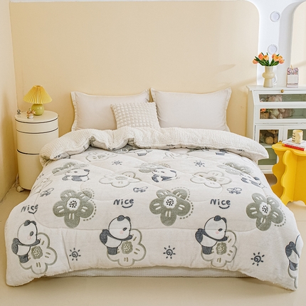 91家纺网 家纺一手货源 找家纺 TT.one 塔塔家居 2025新款加厚雪花绒羊羔绒冬被 熊猫宝贝