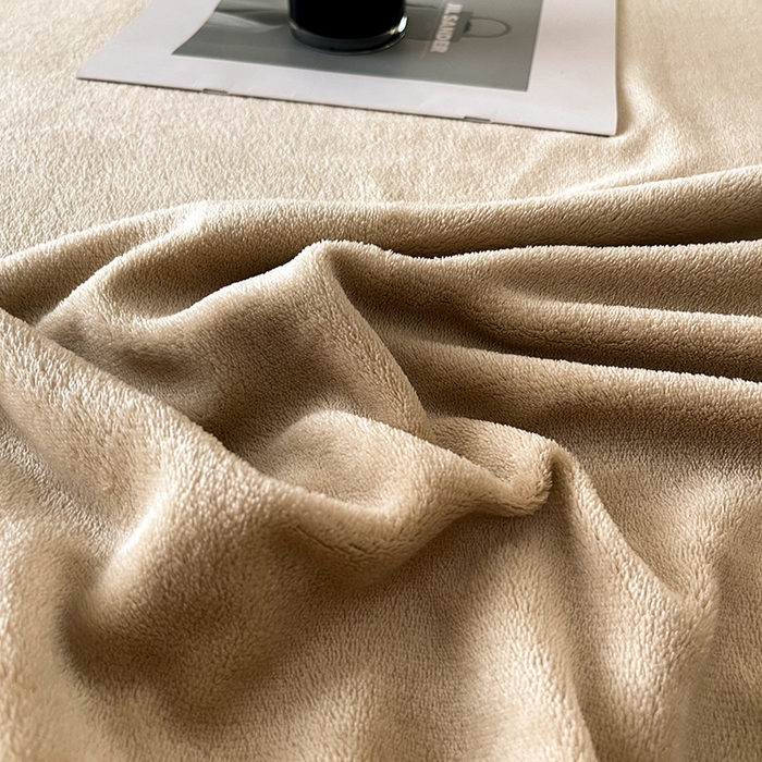 91家纺网 家纺一手货源 找家纺 全季家居 2024新款A类纯色印花高克重加厚保暖包边牛奶绒床单单件 暖驼