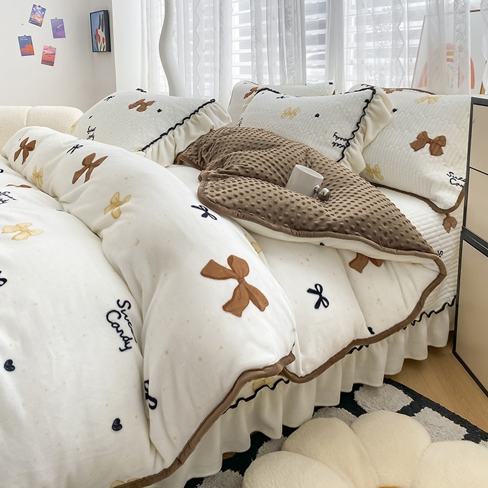 91家纺网 家纺一手货源 找家纺 格真 2024新款加厚保暖豆豆绒牛奶绒单床盖被套三件套四件套 爱心蝴蝶结