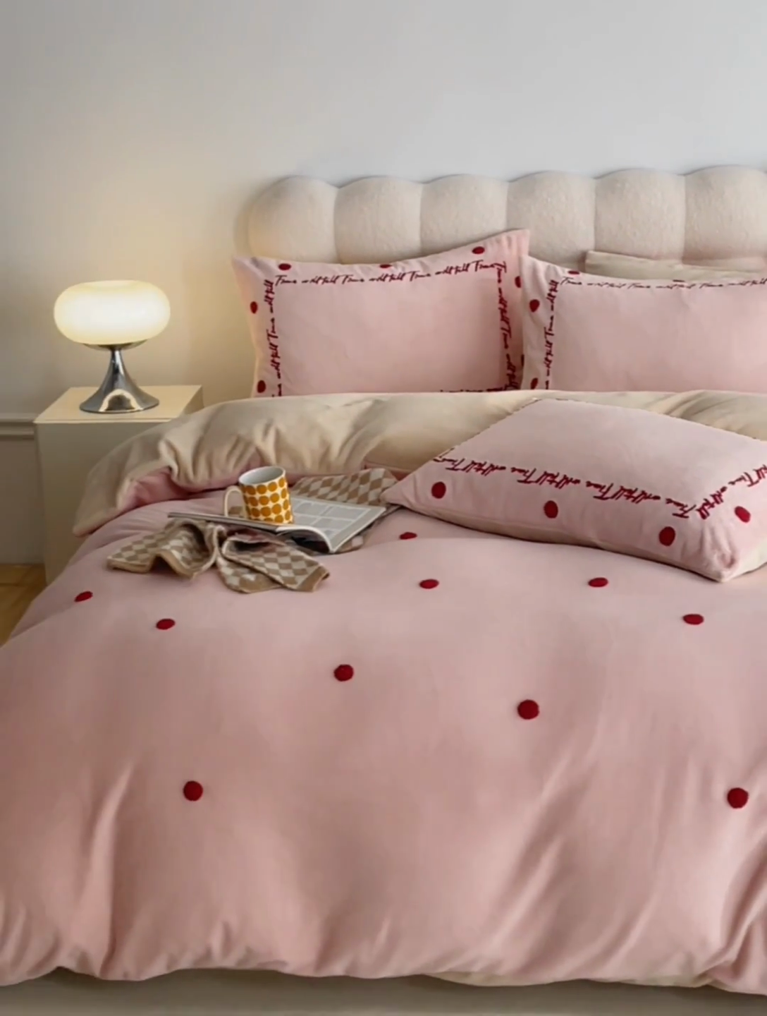 91家纺网 家纺一手货源 找家纺 千朵森 2024新款牛奶绒毛巾绣四件套-艾琳 艾琳-樱草粉