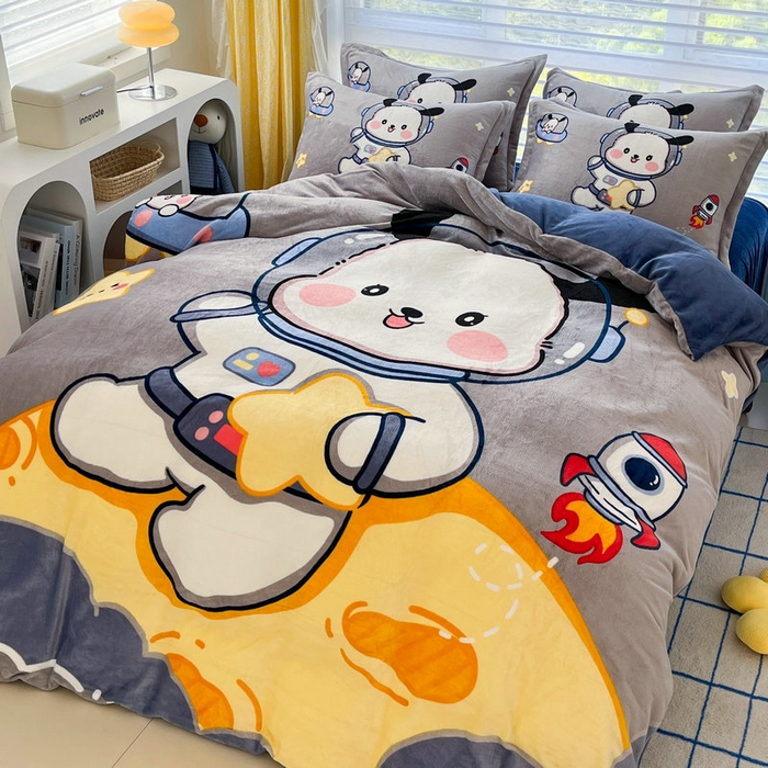 91家纺网 家纺一手货源 找家纺 宝薇 2024新款加厚牛奶绒大版卡通四件套 太空狗绒