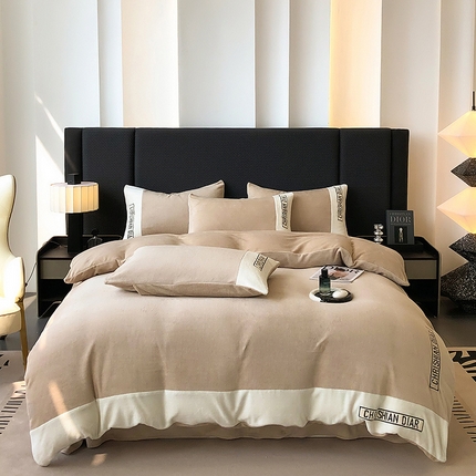 91家纺网 家纺一手货源 找家纺 （总）典曼家纺 2024新款刺绣牛奶绒四件套-妮可