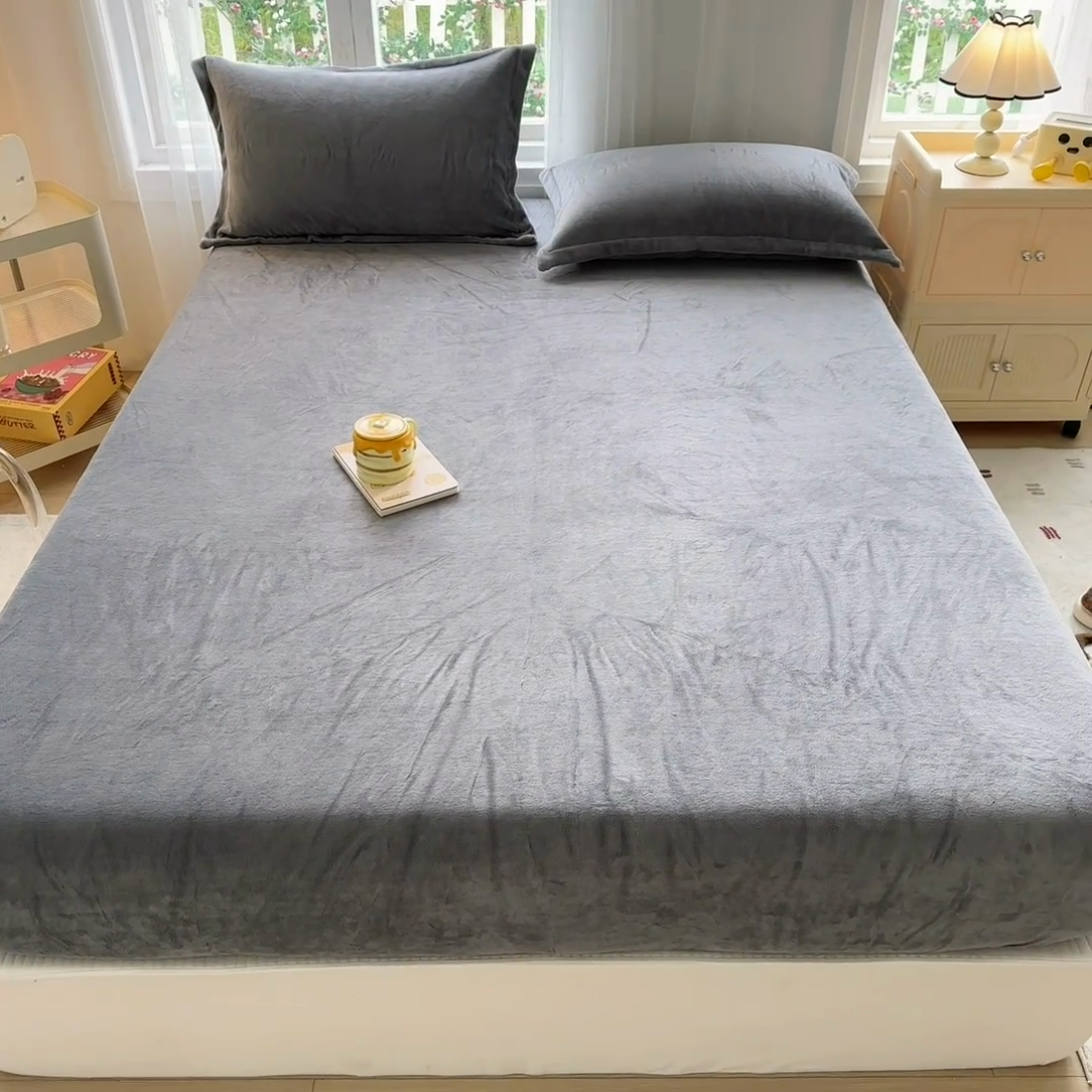 91家纺网 家纺一手货源 找家纺 家贝爱 2024新款加厚保暖牛奶绒床笠 纯色灰