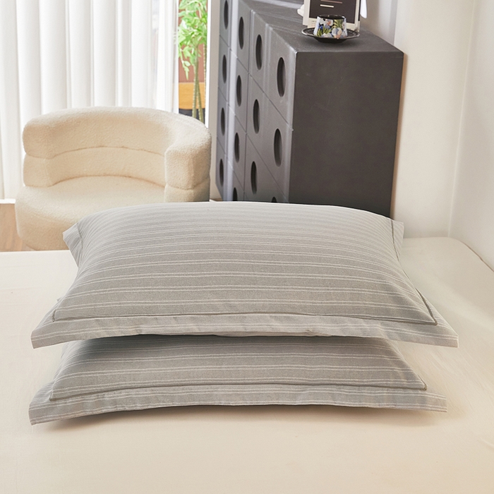 91家纺网 家纺一手货源 找家纺 雲归梦 2024新款全棉多规格加厚磨毛多规格单品--单枕套 单枕套-条芬芳-灰