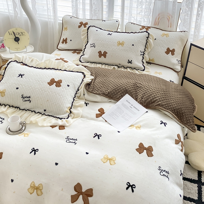 91家纺网 家纺一手货源 找家纺 格真 2024新款加厚保暖豆豆绒牛奶绒单床盖被套三件套四件套 爱心蝴蝶结