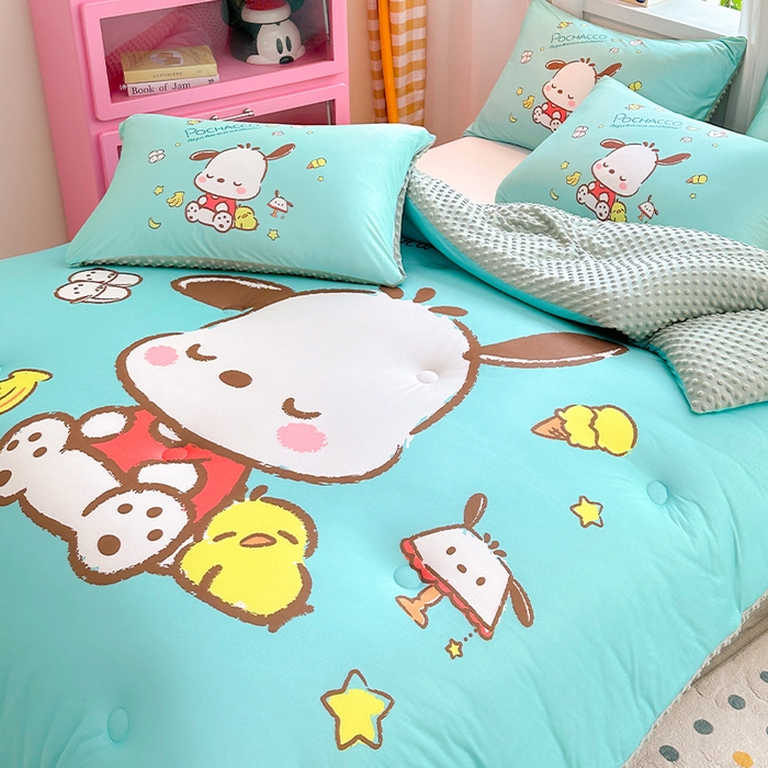 91家纺网 家纺一手货源 找家纺 ds生活馆 2025新款三丽鸥大版印花豆豆被春秋被冬被 香蕉帕恰狗