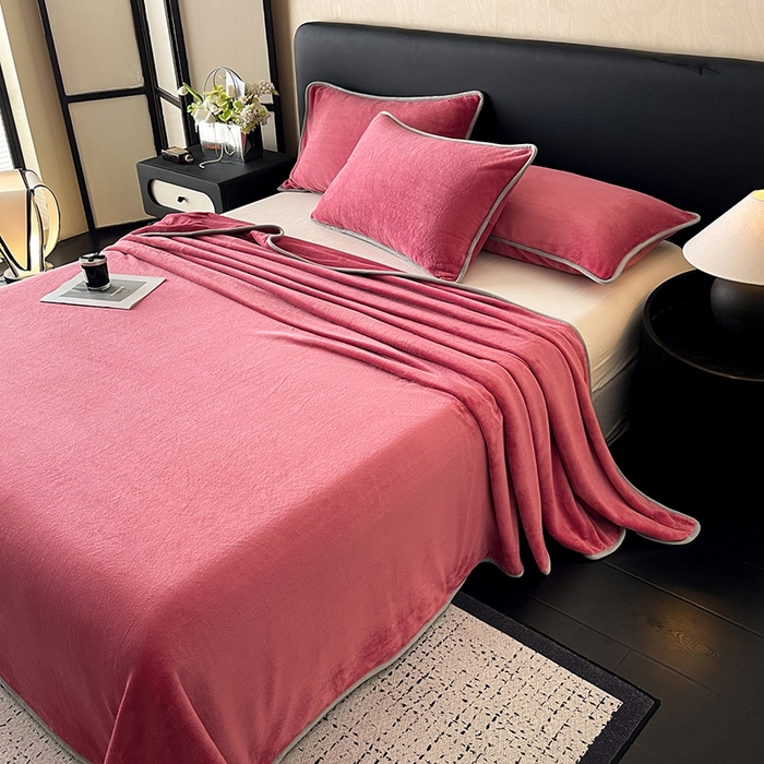 91家纺网 家纺一手货源 找家纺 全季家居 2024新款A类纯色印花高克重加厚保暖包边牛奶绒床单单件 豆沙