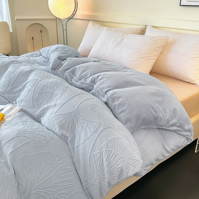 91家纺网 家纺一手货源 找家纺 睡棉坊 2024新款高克重剪花牛奶绒可拆洗冬被被子被芯 浪漫满屋