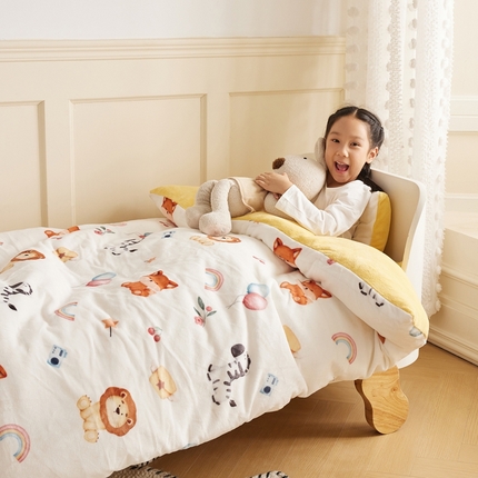 91家纺网 家纺一手货源 找家纺 （总）艾佳宝贝 2024新款牛奶绒多功能儿童盖毯式可脱卸被子被套被芯