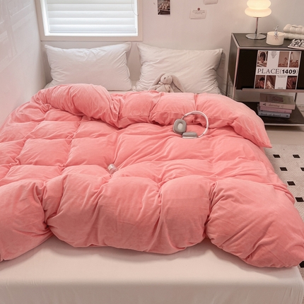 91家纺网 家纺一手货源 找家纺 盛馨家纺 2024新款高克重加厚保暖纯色宝宝绒系列单被套 桃红