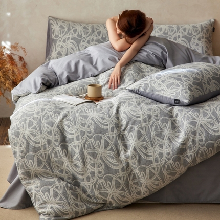 91家纺网 家纺一手货源 找家纺 （总）卡姿家纺 2024秋冬三层纱色织水洗棉大提花