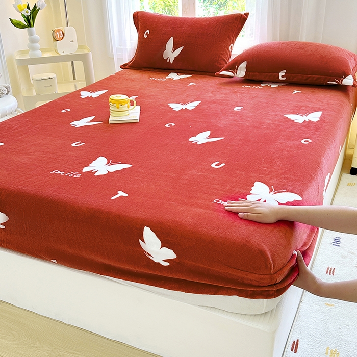 91家纺网 家纺一手货源 找家纺 家贝爱 2024新款加厚保暖牛奶绒床笠 蝶舞之恋