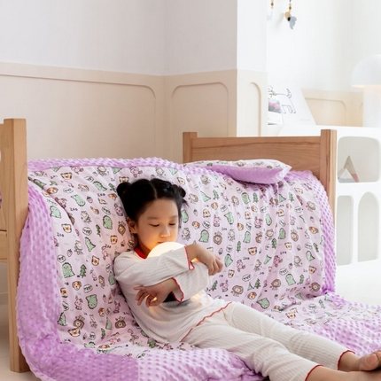 91家纺网 家纺一手货源 找家纺 艾佳宝贝 2024秋冬全棉豆豆绒儿童多功能可拆卸盖毯被套被子被芯 动物森友会