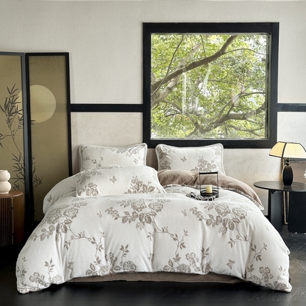 91家纺网 家纺一手货源 找家纺 子曰 2024新款高克重保暖雕花牛奶绒四件套 秋香-咖