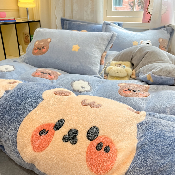 91家纺网 家纺一手货源 找家纺 川悦生活 2024新款雪花绒印花单被套系列-夜景 熊小巴