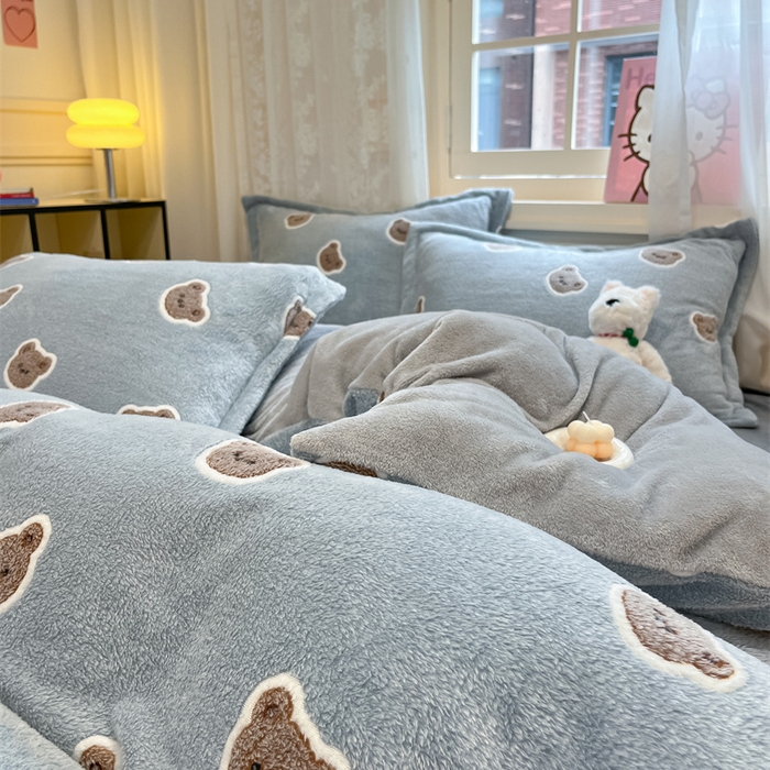 91家纺网 家纺一手货源 找家纺 川悦生活 2024新款雪花绒印花单被套系列-夜景 啵啵熊