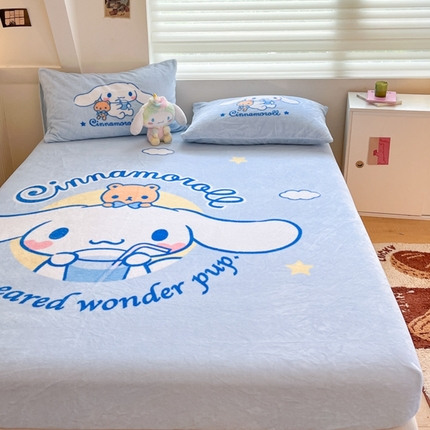 91家纺网 家纺一手货源 找家纺 金爱家 2024新款大阪单品牛奶绒床笠 绒-D汽水大耳狗