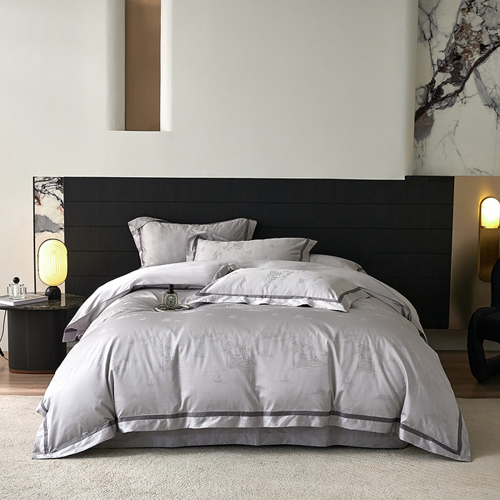 91家纺网 家纺一手货源 找家纺 （总）琉宿家纺 2025新款50s双股长绒棉提花宽边工艺四件套