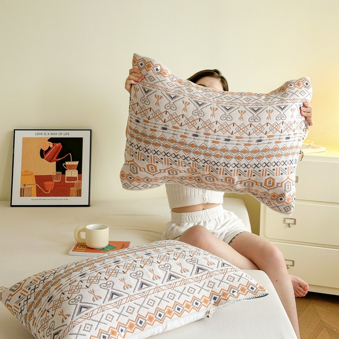 91家纺网 家纺一手货源 找家纺 朴尔家纺-毛巾被 2024新款防滑半包可调节暗扣魔术全棉三层纱布枕巾 玛雅岩纹-蓝白53*110cm/对