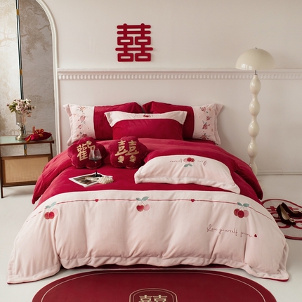 91家纺网 家纺一手货源 找家纺 （总）甜咪咪婚庆 2024新品婚庆雕花绒牛奶绒刺绣结婚四件套多件套 小红书推荐爆款