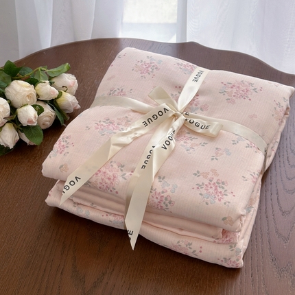 91家纺网 家纺一手货源 找家纺 （总）黛馨 2025新款A类小清新双层纱四件套（实拍）