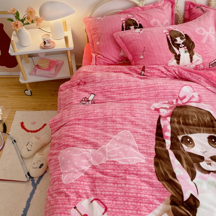 91家纺网 家纺一手货源 找家纺 宝薇 2024新款加厚牛奶绒大版卡通四件套 公主日记