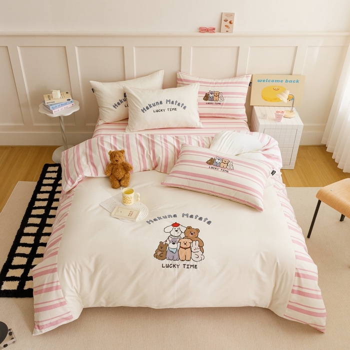 91家纺网 家纺一手货源 找家纺 卡姿家纺 2024秋冬呆萌小刺绣第二季 森林总动员-粉